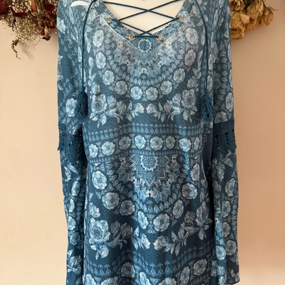 Bohemian Blue Floral & Geometric Print Long Sleeve Tunic Top - Picture 2 of 9